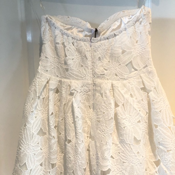 NWOT Pretty white dress - Picture 6 of 6